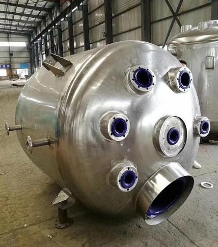 搪瓷外包不锈钢反应釜